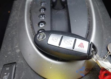 2013 Nissan Rogue Sv W/Sl Pkg z USA, uszkodzony, nr VIN JN8AS5MV9DW615655